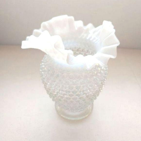 Fenton Other - Fenton vintage white ruffled vase